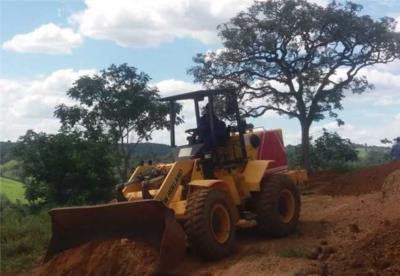 Prefeito visita obras de pavimentação no bairro Boa Vista