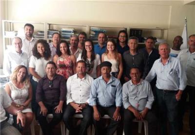 Prefeito assina Termo de Compromisso do Plano de Saneamento Básico