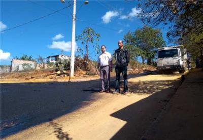 Operação Tapa-buracos no bairro Capão